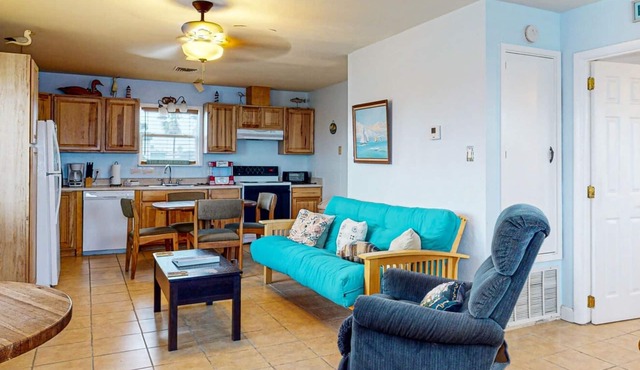 Boat Parking, In Town, Pet Friendly, Golf Cart Access