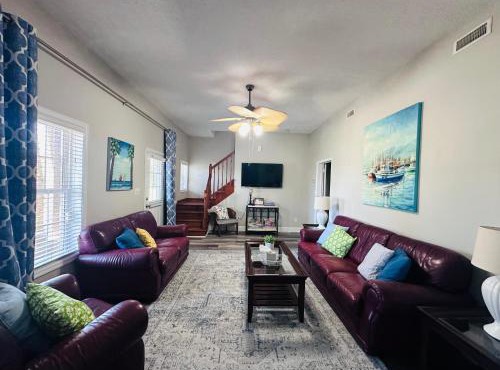 Boat & pet friendly-3 bedroom