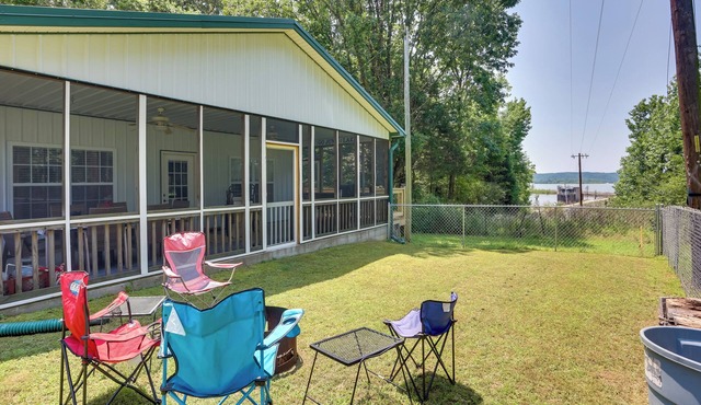 Boat Ramp Access: Dog-Friendly Kentucky Lake Gem