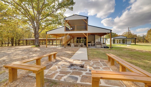 Boat Ramp & Dock at 'Hotel Side' on Lake Fork!