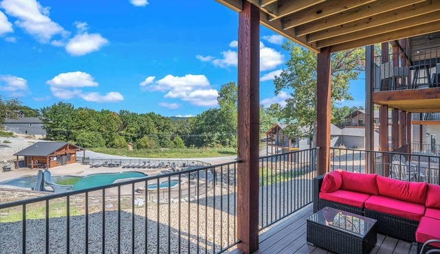 Boat Slip Included, Hot Tub, Lakefront resort