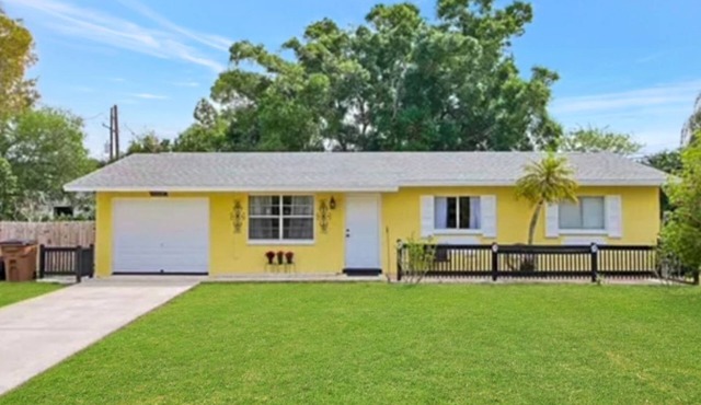 Boater's Paradise with Gulf Access Fort Myers Shores
