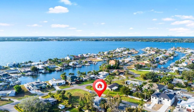 Boaters Paradise for boaters, beach goers, fishing fanatics, and families alike!