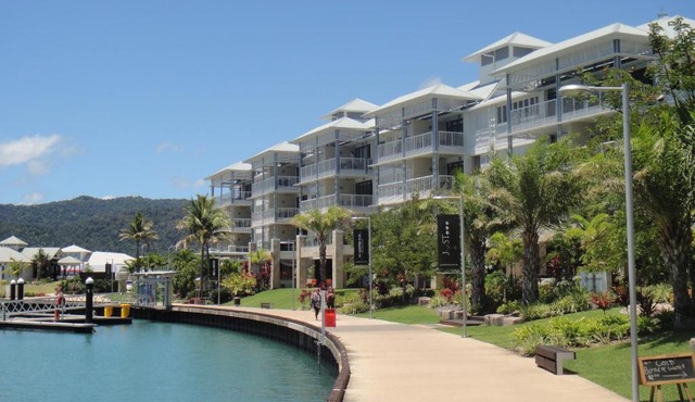 Boathouse Port of Airlie