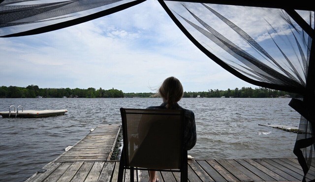 Bobcaygeon Resort Cottage 1 CONSTELLATION sleeps 6