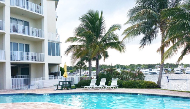Boca Ciega Resort