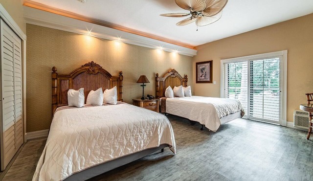 Boca Grande Hotel - Queen Room