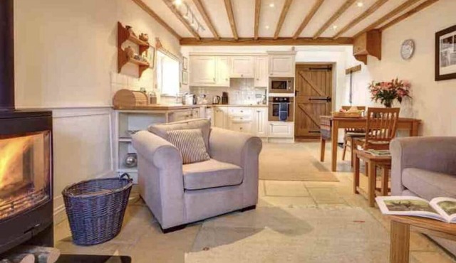 Boddingtons Barn in the Cotswolds (1 Bedroom)