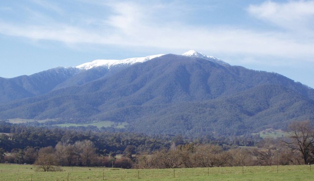 Bogong View .> 3 Bedrooms, 2 Bathrooms