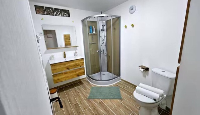 Bohemian apartment for 4 people, all comforts, 12 minutes from Puy du Fou