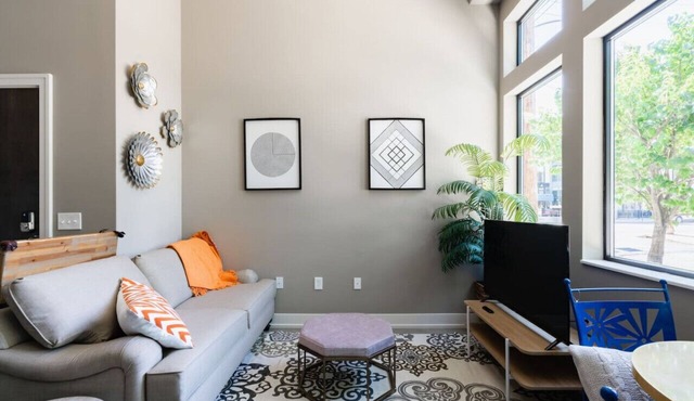 Bohemian Flat - Short North - Free Parking