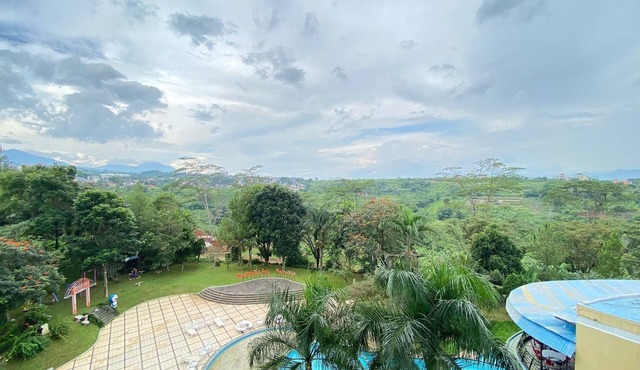 Bohemian Spacious 2Br Apartment At Marbella Suites Dago Pakar Bandung