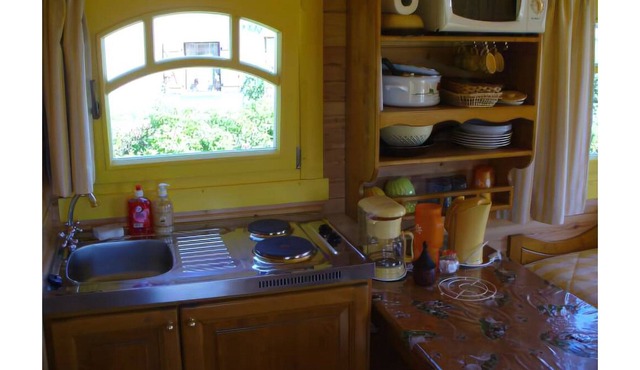 bohemian stay at the farm, aboard a comfortable and warm trailer