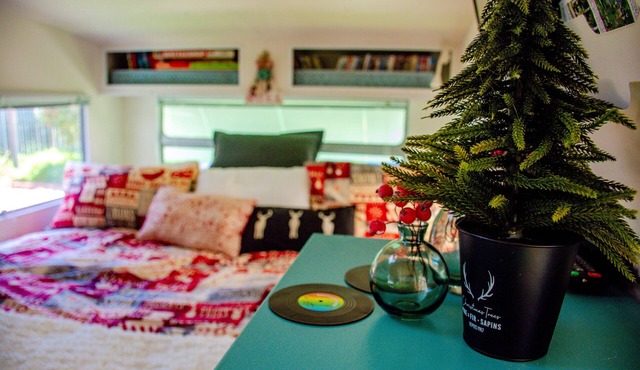 Bohemian Vintage King Bed Caravan w Hydrotherapy Spa & 5m Bell Tent w Queen Bed