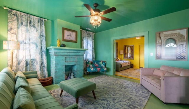 Boho-Bagh: A Vibrant Experience! An experience, not just a stay. Check reviews!