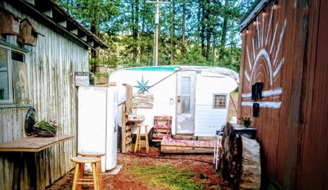 Boho Betty @ Summit 55 on Hwy 95