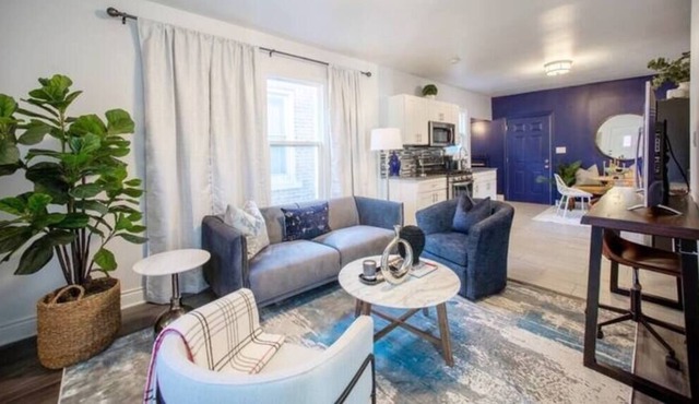 Boho Blue | Free Parking | 15 min Chicago/O'hare