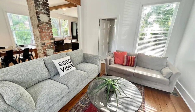 Boho Bungalow - Downtown - Free Parking