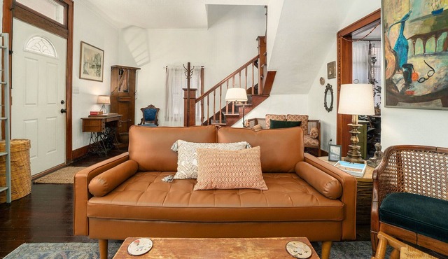 Boho Bungalow KC - Historic Northeast