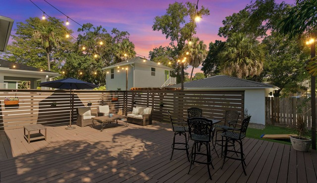 Boho Bungalow - Walkable to Armature Works