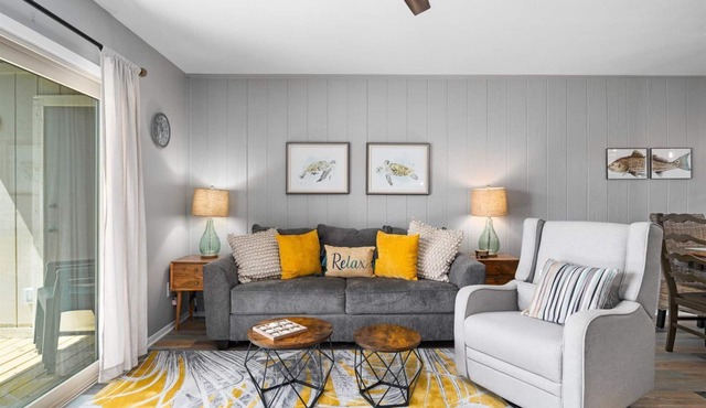 BoHo by the Bay | Pet Friendly + Boat Slip