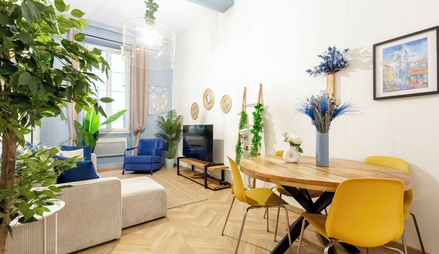 Boho Chic Apartment in Old Town