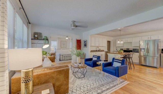 Boho Chic Earlewood Retreat