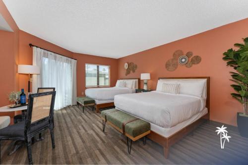 Boho Chic Garden Condo 7 Min to Universal Parks