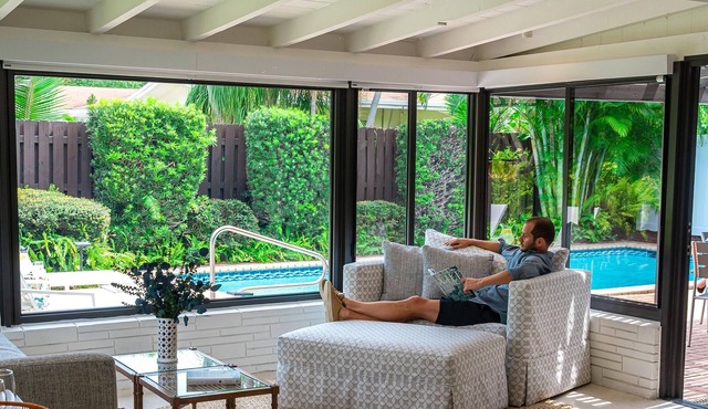 Boho Chic/Heated Pool/Walk To Beach/Escapism at its finest/Coconut Key/H0MES