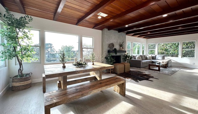 Boho Chic home in Oakland Hills with a courtyard