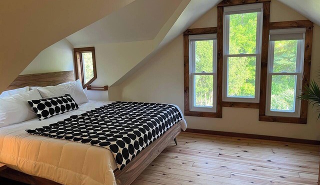 Boho Loft in Downtown Wakefield