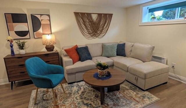 Boho Retreat - Free Parking, Kitchen, Wi-Fi