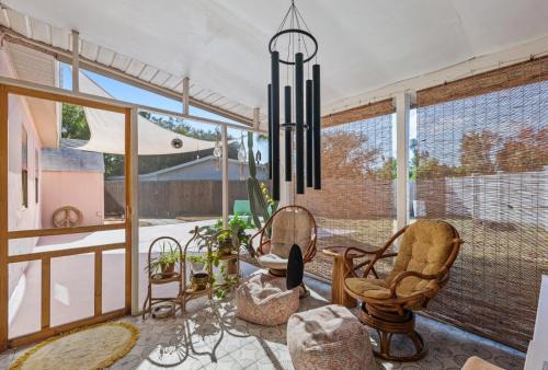 Boho Wellness Retreat 3BR with Sauna & Cold Plunge