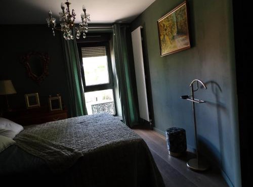 BOIS DE CHENES HOUSE