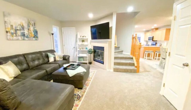 Boise Avenue Getaway 3BR/3BA Yard Parking for 2 Near BSU & Downtown Spacious