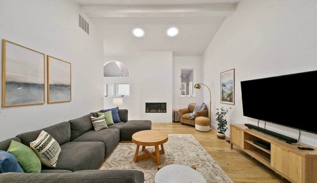 Boise Bright & Modern near BSU