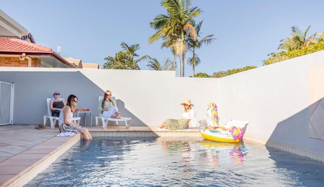 Bokarina Seaside Escape - Only steps to the Beach