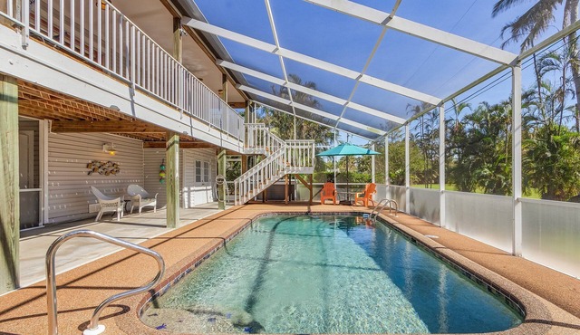 Bokeelia Bliss! 3/3 Heated Pool, Boat Ramp Included!