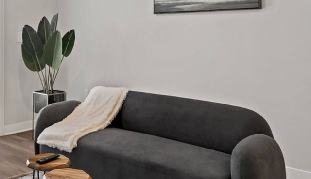 Bold 2126 I Corporate 1 Bedroom Apartment