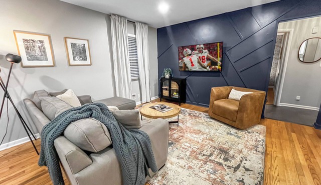 Bold & Beautiful Flat - Unmatched location!