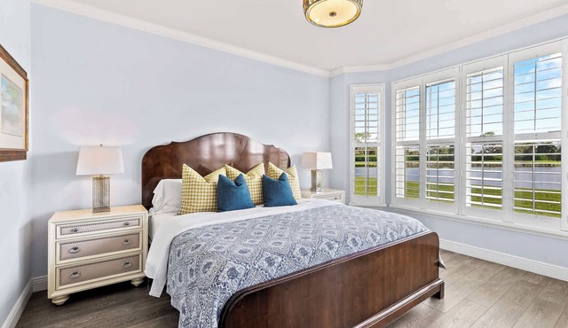 Bologna, Remodeled 2BR Condo Lake View-Lely Resort