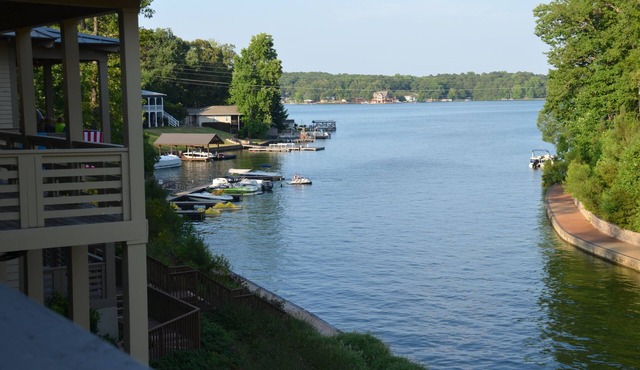BOLTON COVE: 10 Cricket Ln. Pool, beach, playground, boat rental - 4 homes avail