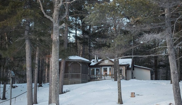Bon Echo Area Cottage