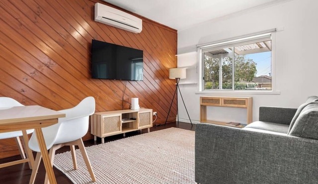 Bonbeach Beauty: Relaxation Haven in Bonbeach!