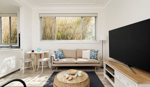 Bondi Glimmers is an apartment moment from the beach