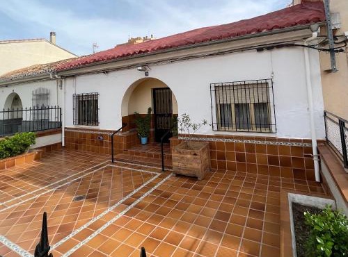 Bonita casa en plena Feria de Albacete para 7 personas