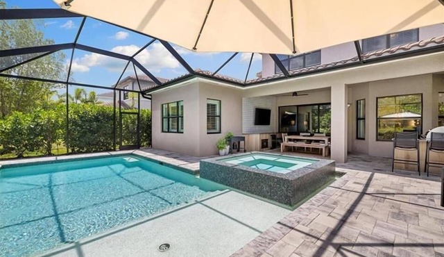 Bonita Springs StoneCreek | Modern Home w/Tesla Charger, Pool, Gym & Gated Secu