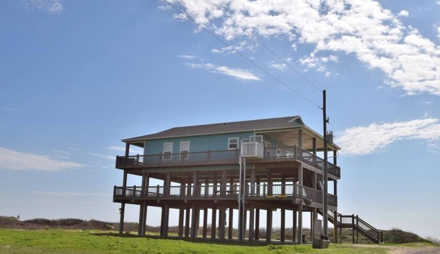 Bonita Vista: 3 BR, 2 BA House in Gilchrist, Sleeps 13