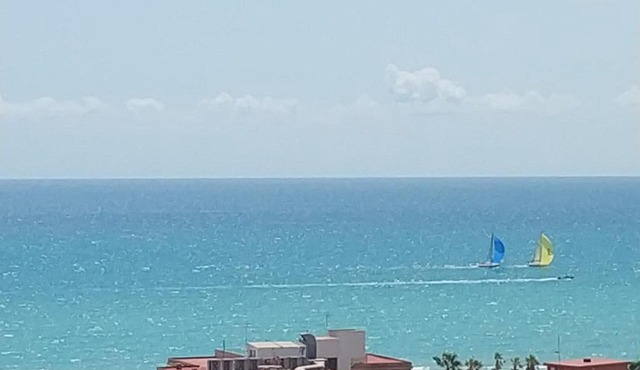 Bonito apartamento con piscina cerca de la playa.