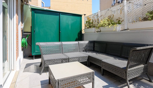 Bonito Apartamento con Terraza en Chamartín